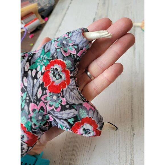 Poupee doll gray flower - Picture 6 of 7